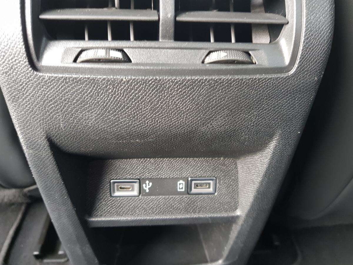 peugeot-308-2022-gasolina-1199cc
