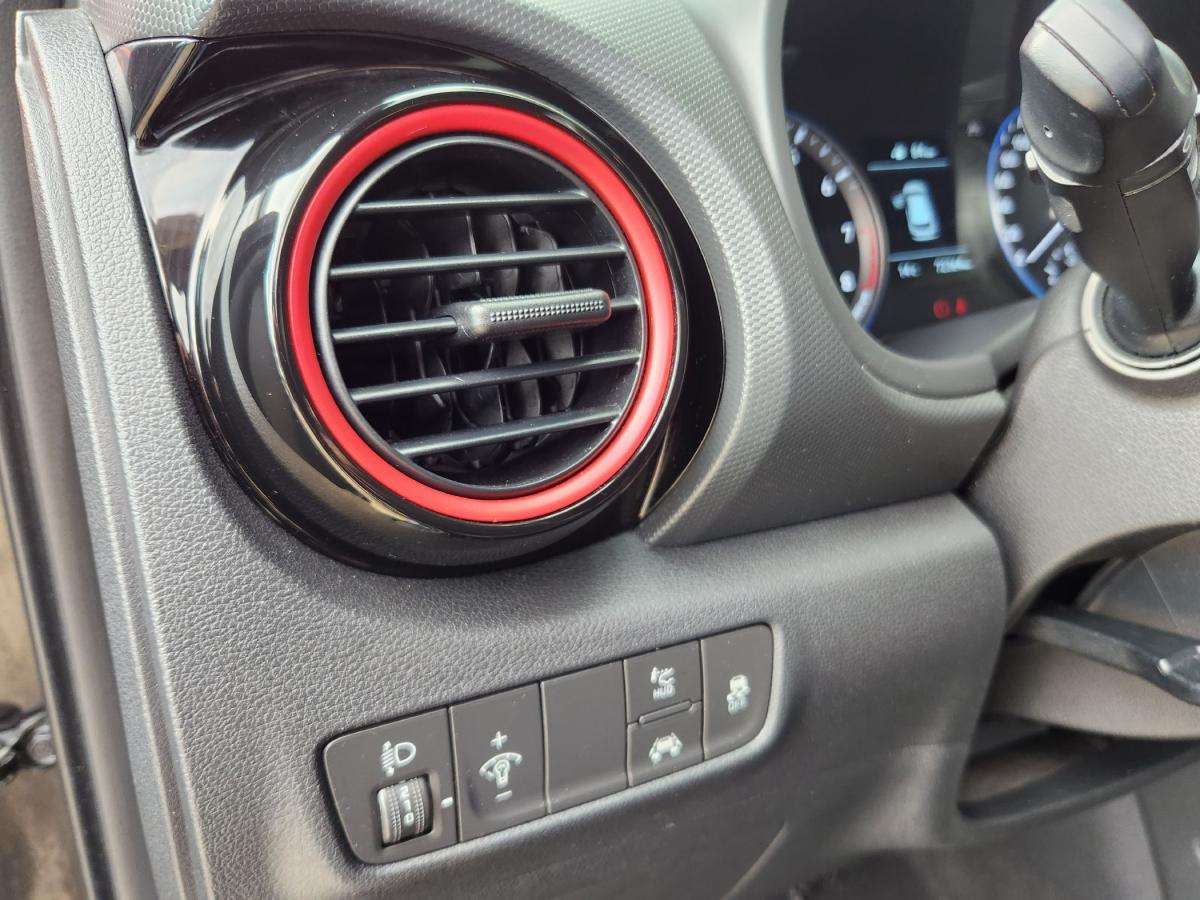 hyundai-kauai-2018-gasolina-998cc