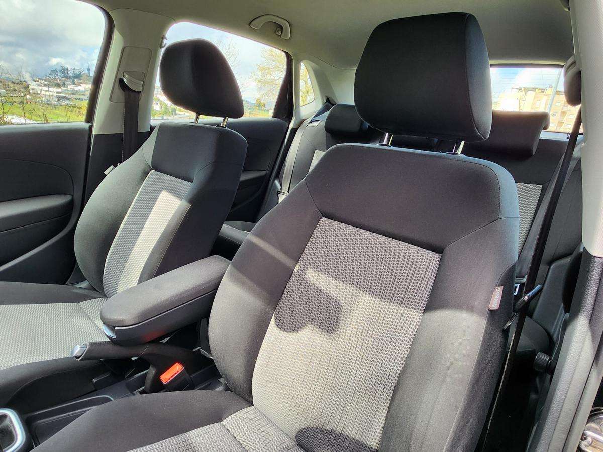 volkswagen-polo-2011-diesel-1199cc
