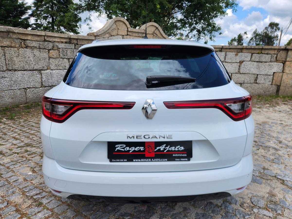 renault-megane-sport-tourer-2019-diesel-1461cc