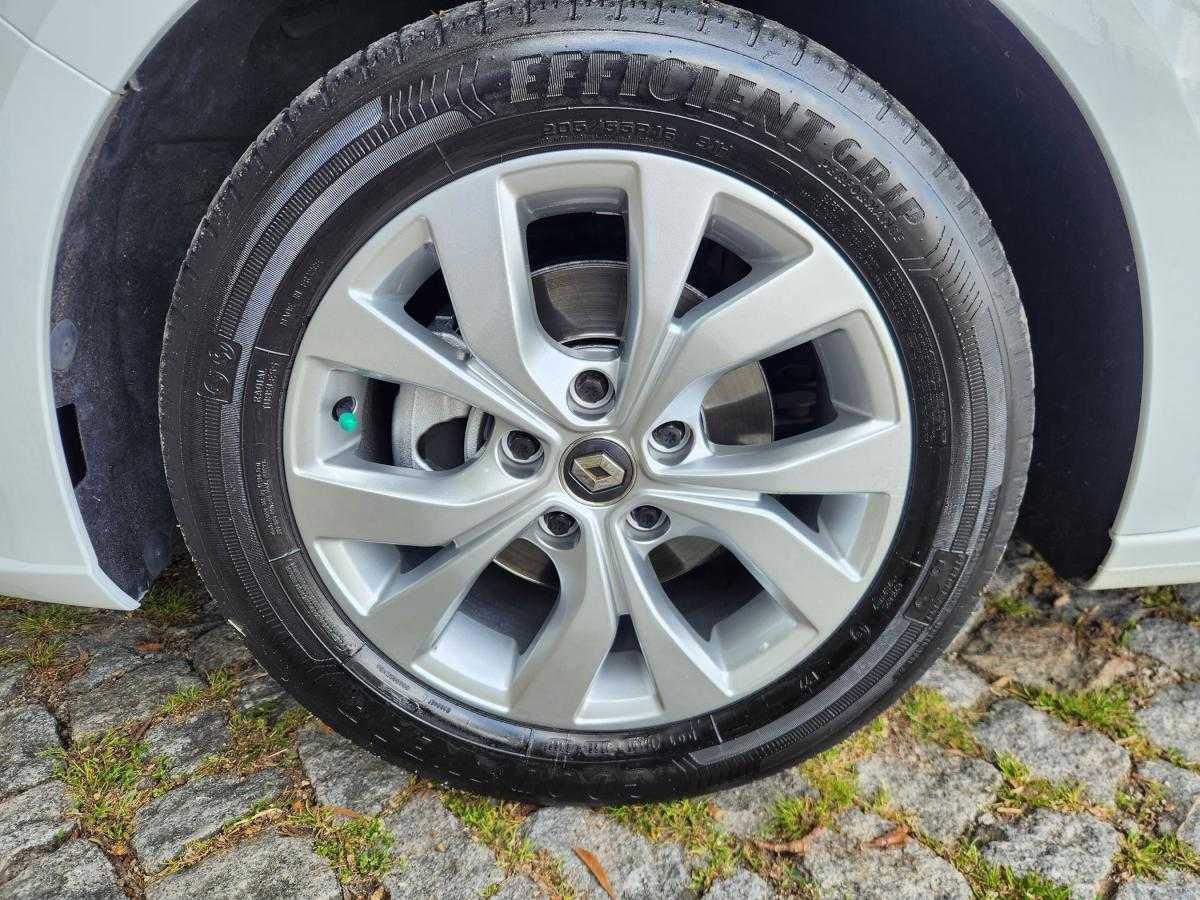 renault-megane-sport-tourer-2019-diesel-1461cc