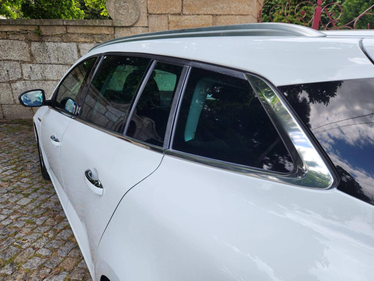 renault-megane-sport-tourer-2019-diesel-1461cc
