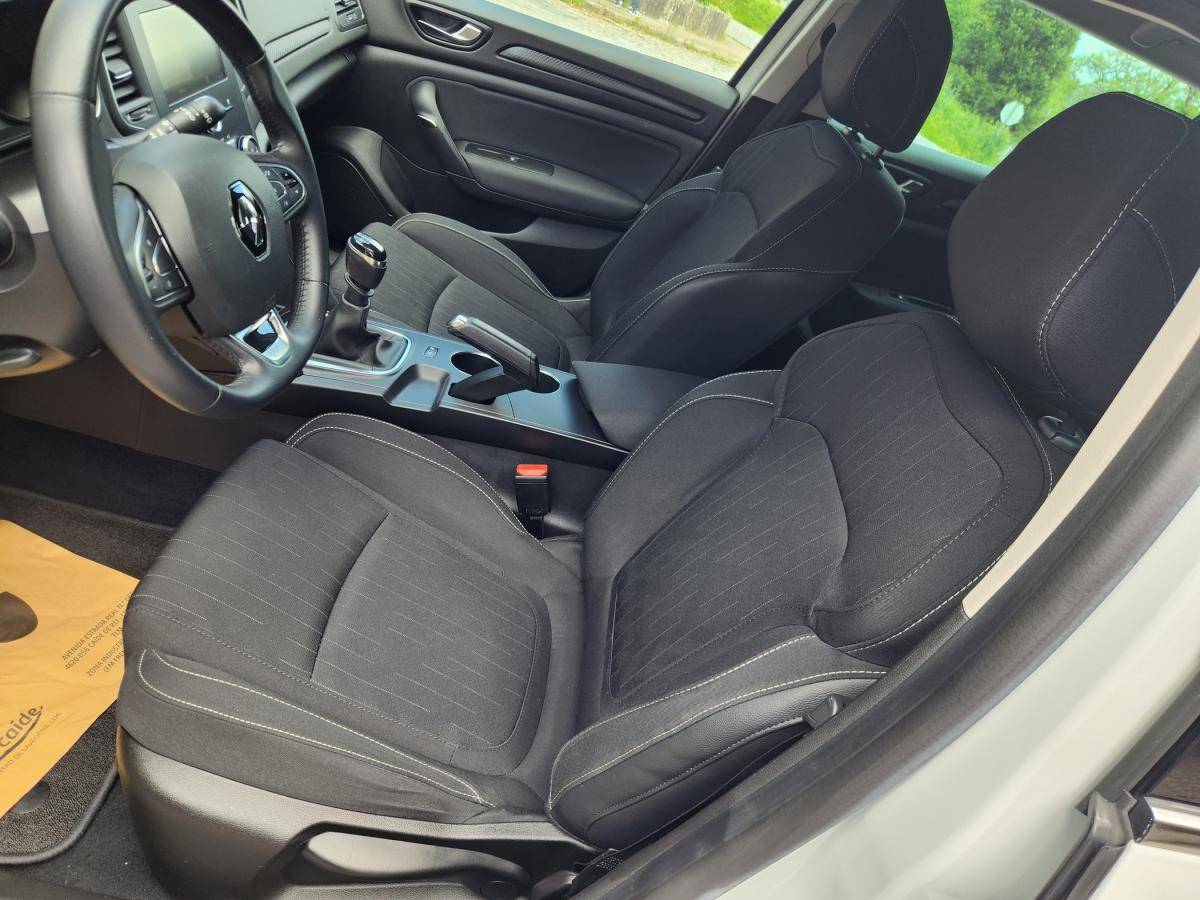 renault-megane-sport-tourer-2019-diesel-1461cc