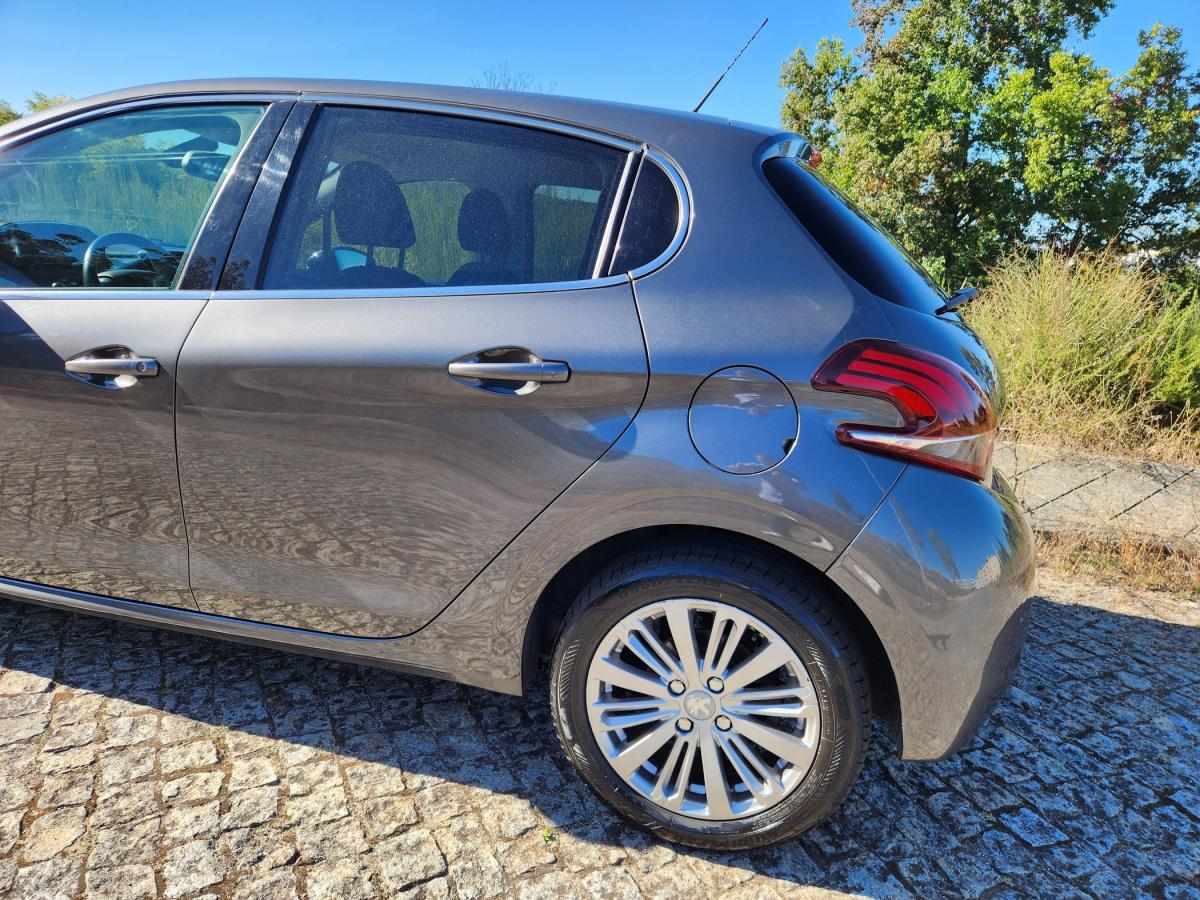 peugeot-208-2018-diesel-1499cc