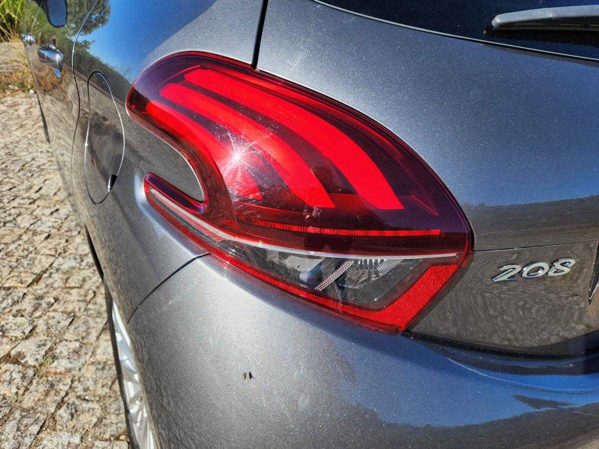 peugeot-208-2018-diesel-1499cc