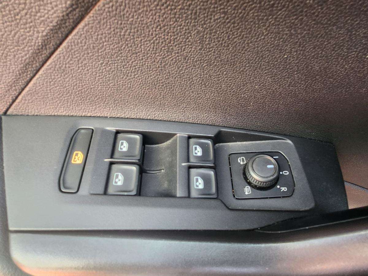 volkswagen-t-cross-2023-gasolina-999cc