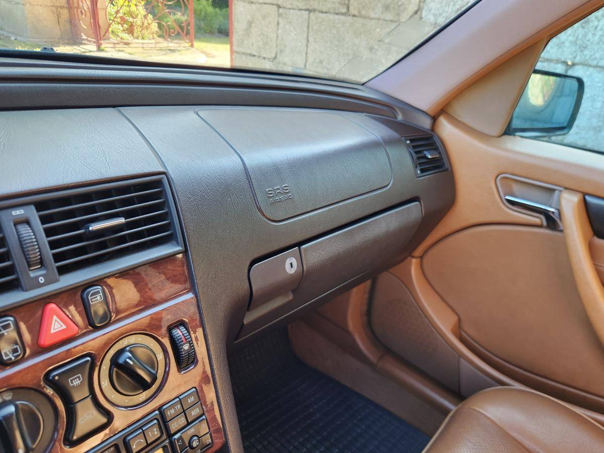 mercedes-benz-classe-c-2000-diesel-2151cc