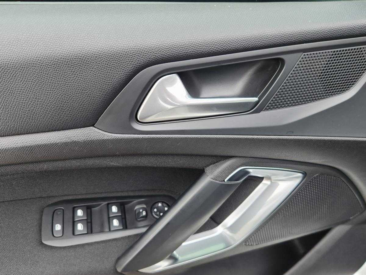 peugeot-308-2019-diesel-1499cc