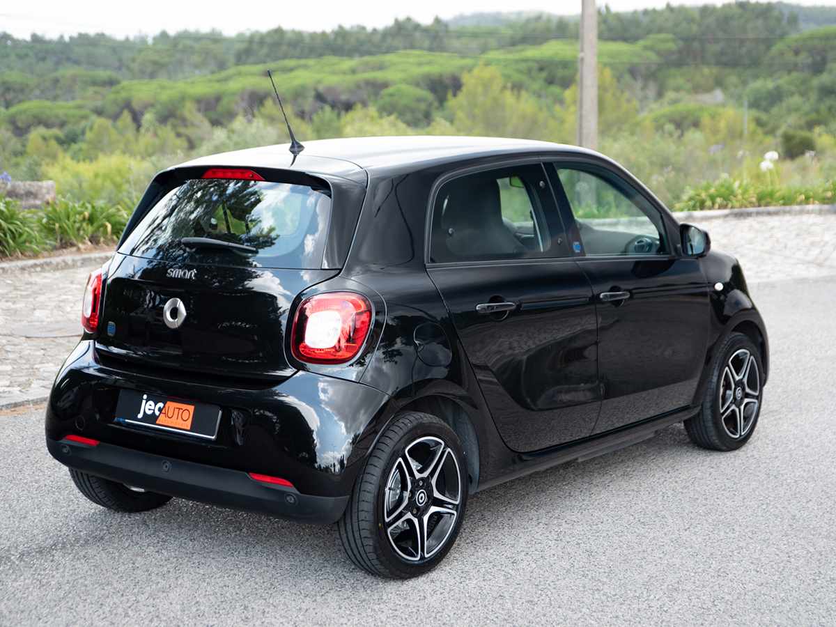 smart-forfour-17-6-kwh-2021-eletrico