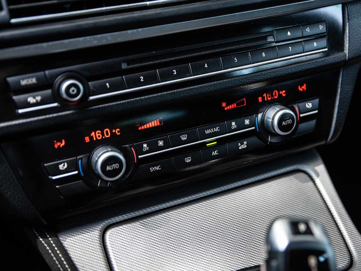 bmw-serie-5-520d-2014-diesel-1995cc