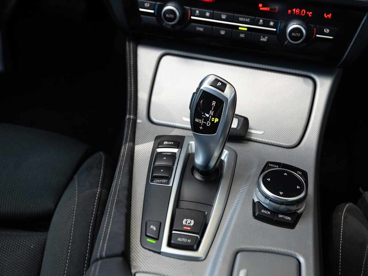 bmw-serie-5-520d-2014-diesel-1995cc