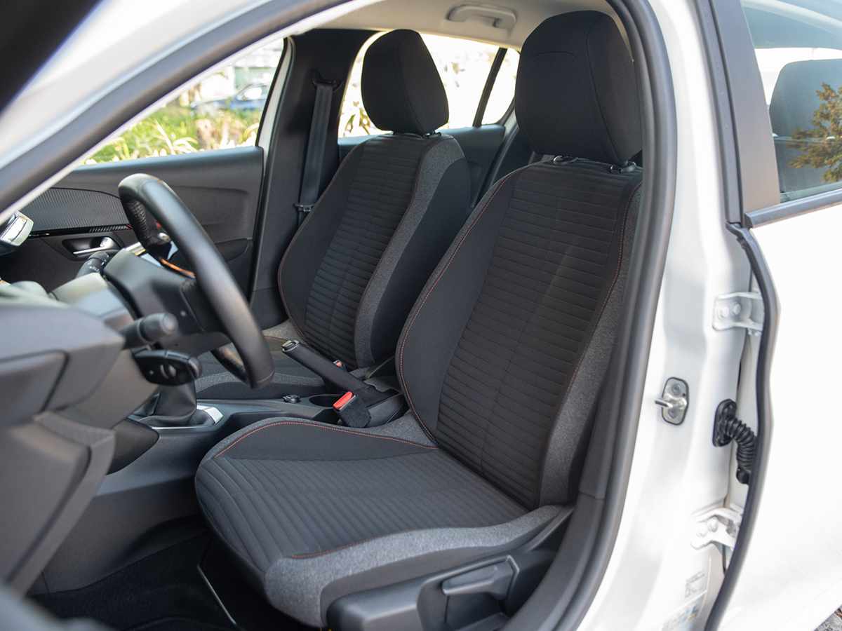 peugeot-208-1-2-puretech-2021-gasolina-1199cc