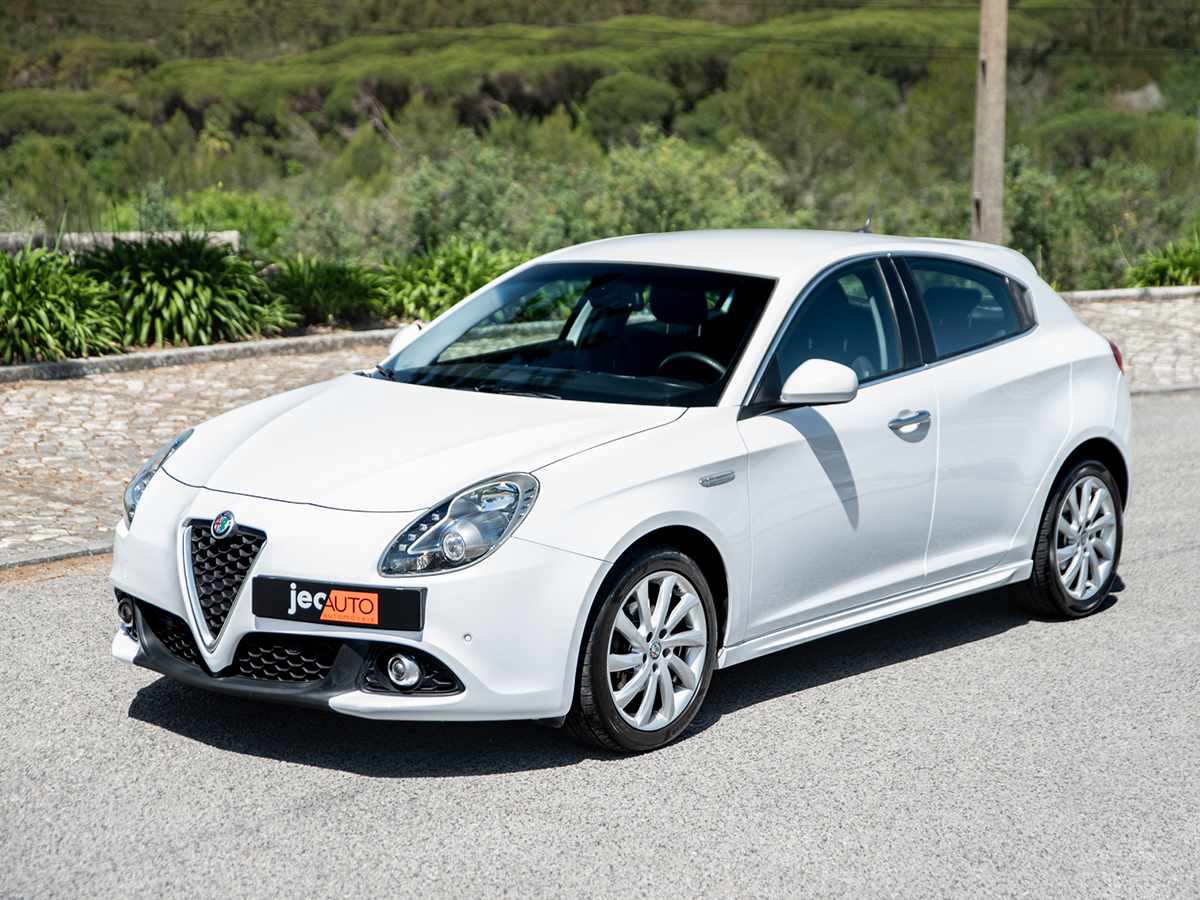 alfa-romeo-giulietta-1-6-jtdm-16v-2017-diesel-1598cc