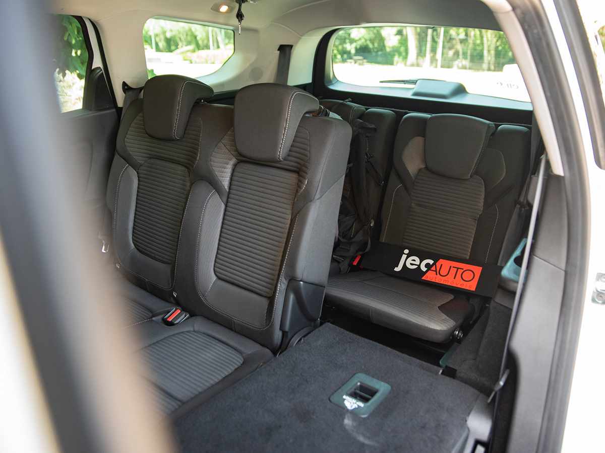 renault-scenic-1-7-blue-dci-2019-diesel-1749cc