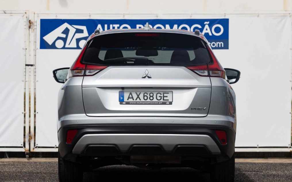 mitsubishi-eclipse-cross-2-4-mivec-s-awc-phev-2023-gasolina-2360cc