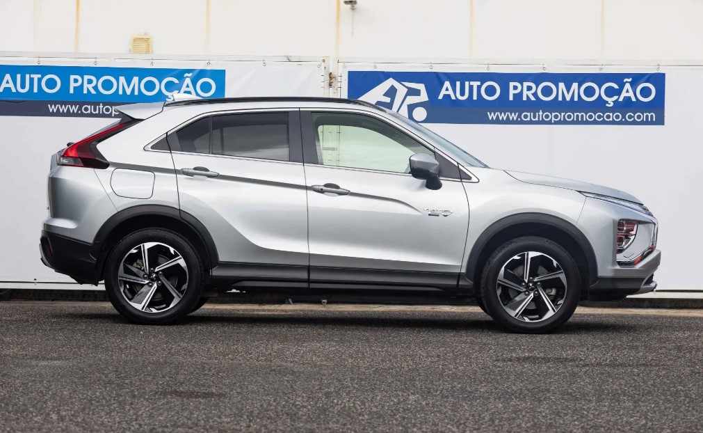 mitsubishi-eclipse-cross-2-4-mivec-s-awc-phev-2023-gasolina-2360cc