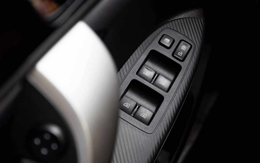 mitsubishi-eclipse-cross-2-4-mivec-s-awc-phev-2023-gasolina-2360cc