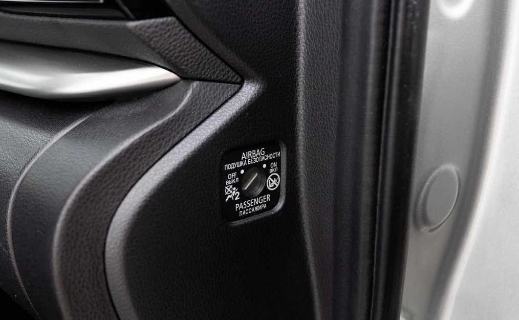 mitsubishi-eclipse-cross-2-4-mivec-s-awc-phev-2023-gasolina-2360cc
