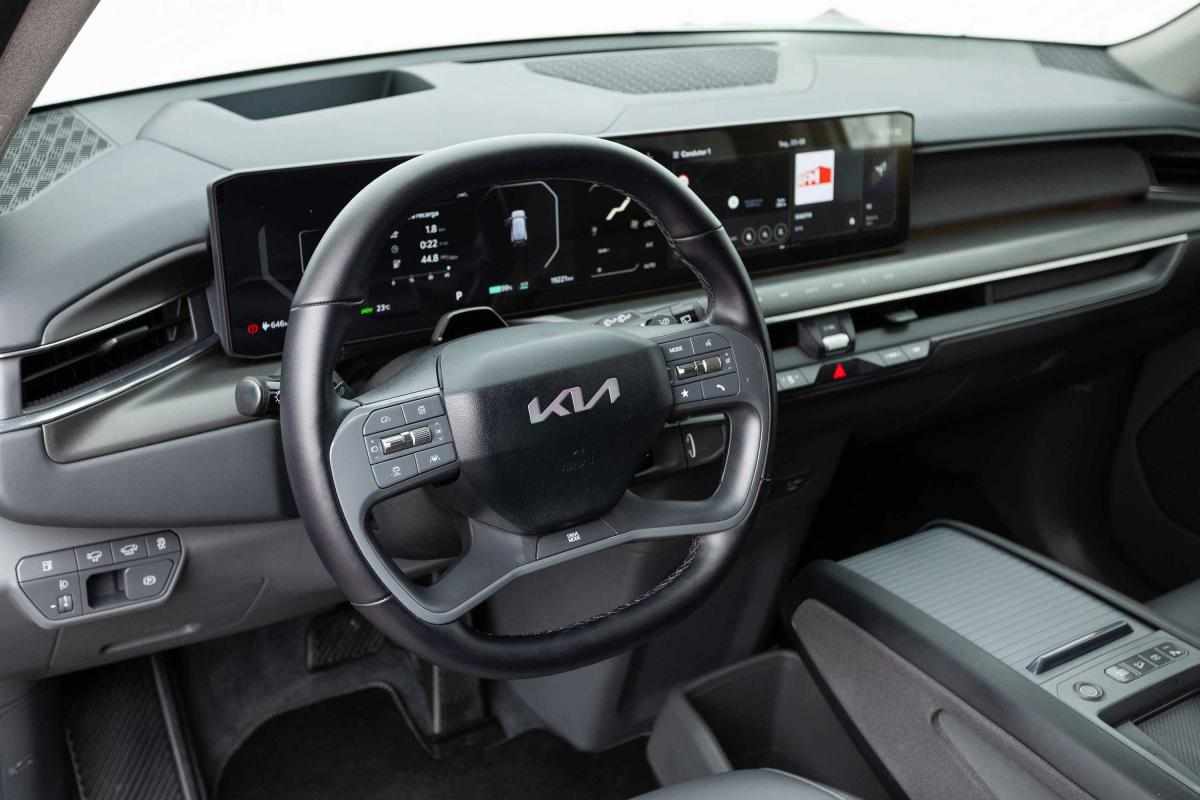kia-ev9-99-8-kwh-rwd-2025-eletrico