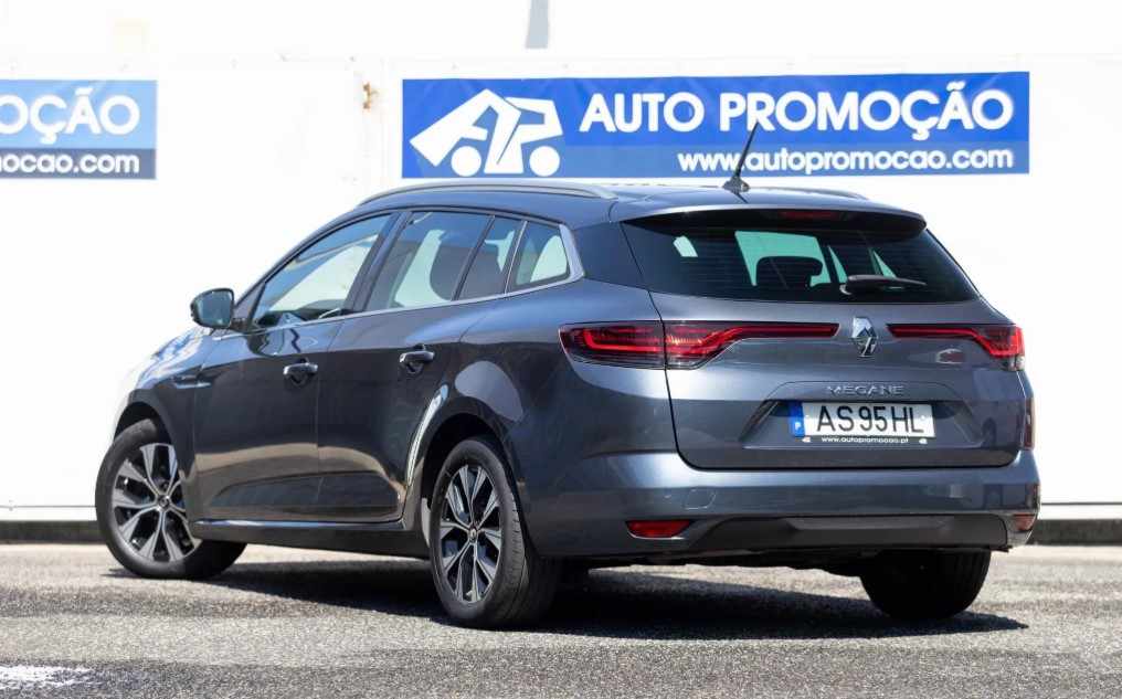 renault-megane-sport-tourer-1-5-dci-2022-diesel-1461cc