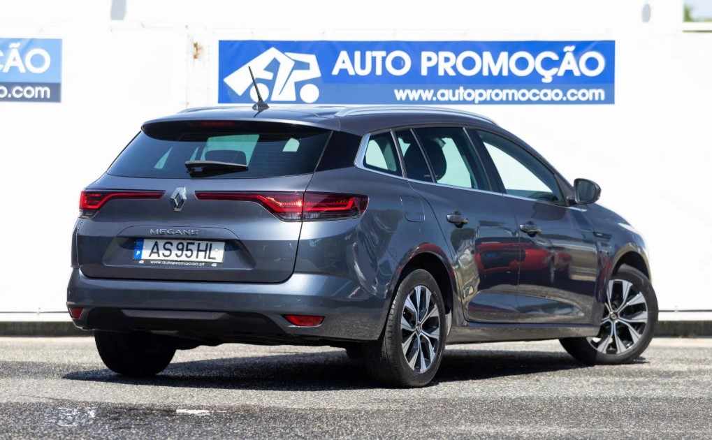 renault-megane-sport-tourer-1-5-dci-2022-diesel-1461cc