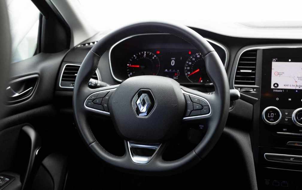 renault-megane-sport-tourer-1-5-dci-2022-diesel-1461cc