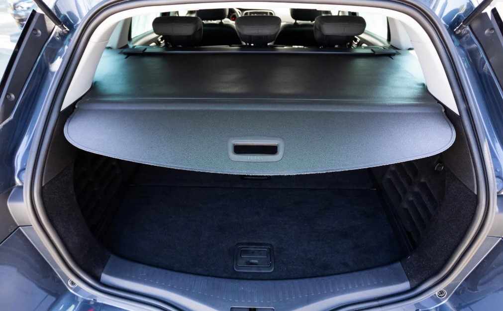 renault-megane-sport-tourer-1-5-dci-2022-diesel-1461cc