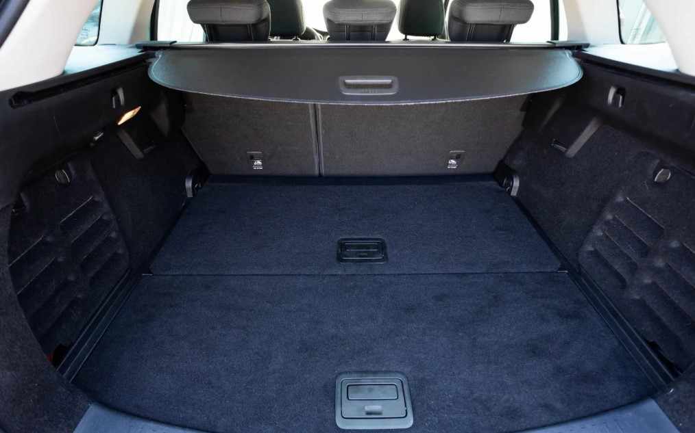 renault-megane-sport-tourer-1-5-dci-2022-diesel-1461cc