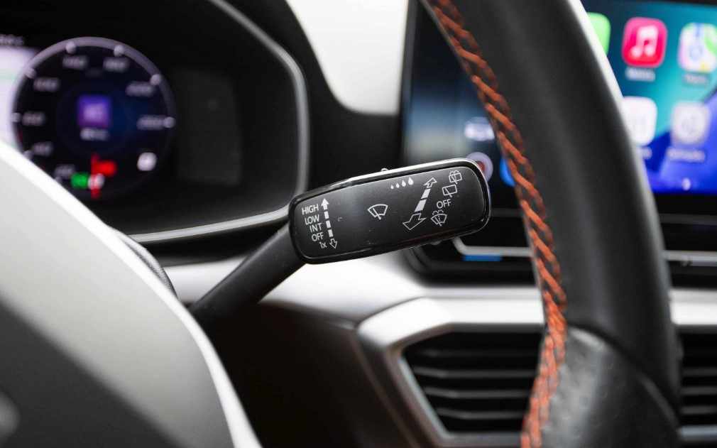 seat-leon-e-hybrid-2024-gasolina-1395cc