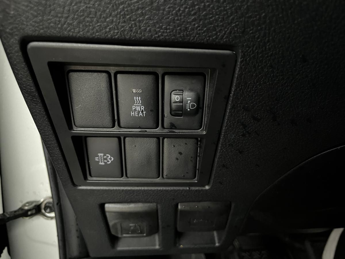 toyota-hilux-2019-diesel-2393cc