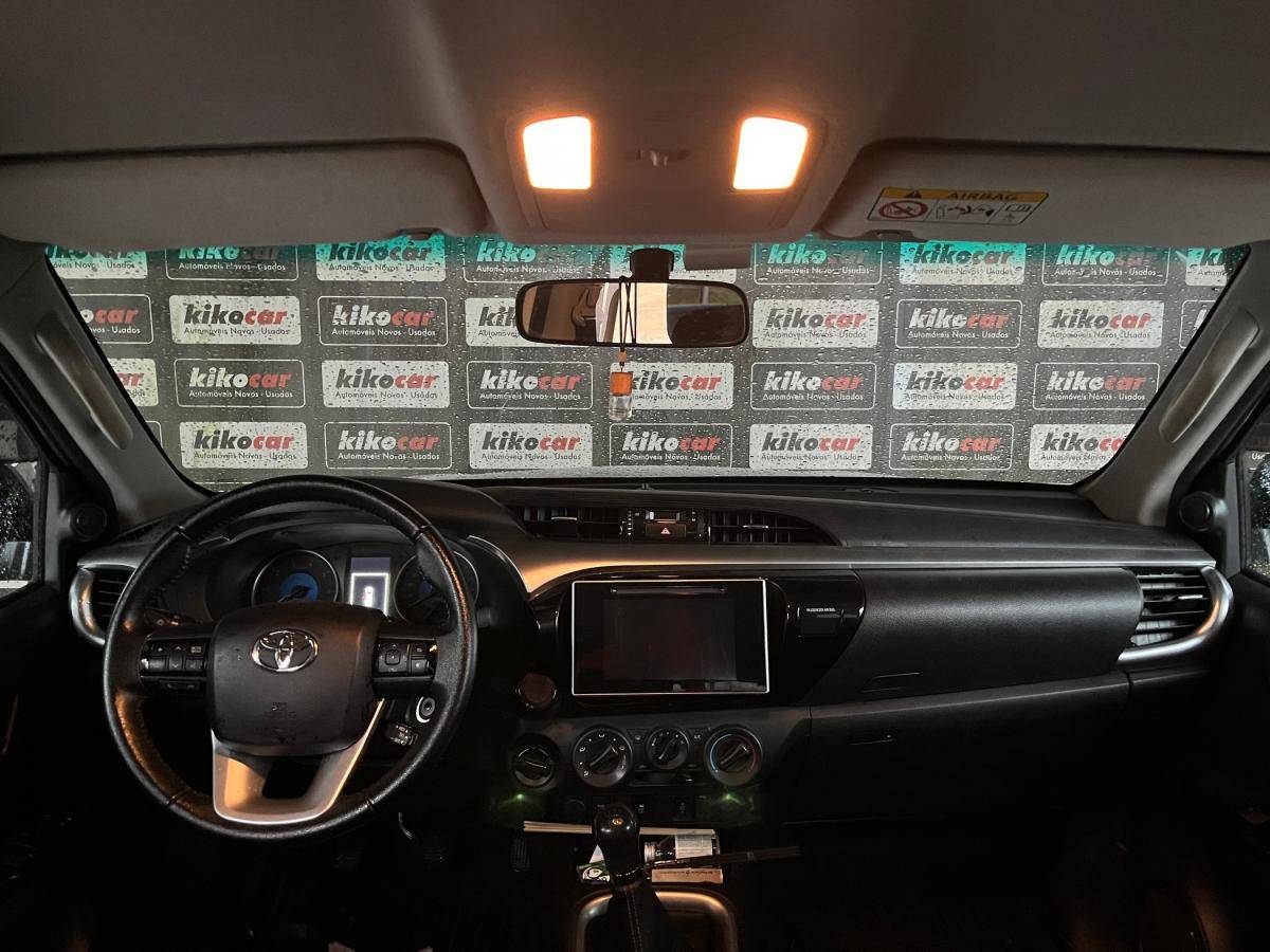 toyota-hilux-2019-diesel-2393cc