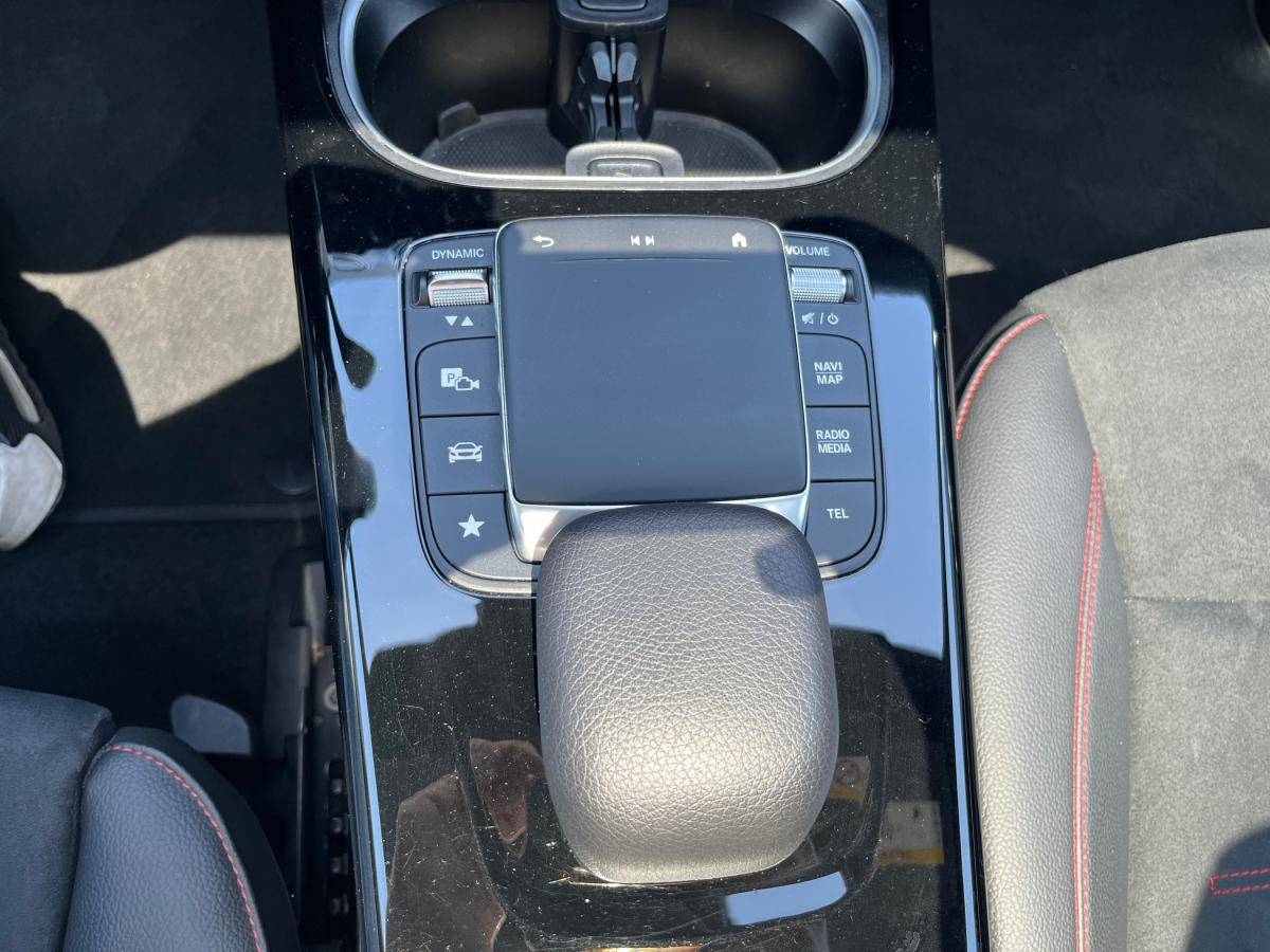 mercedes-benz-cla-2022-hibrido-a-gasolina-1332cc