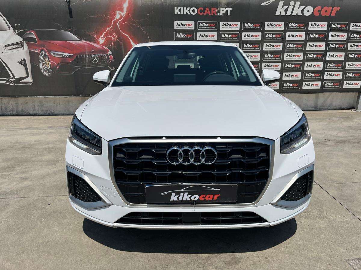 audi-q2-2023-gasolina-999cc