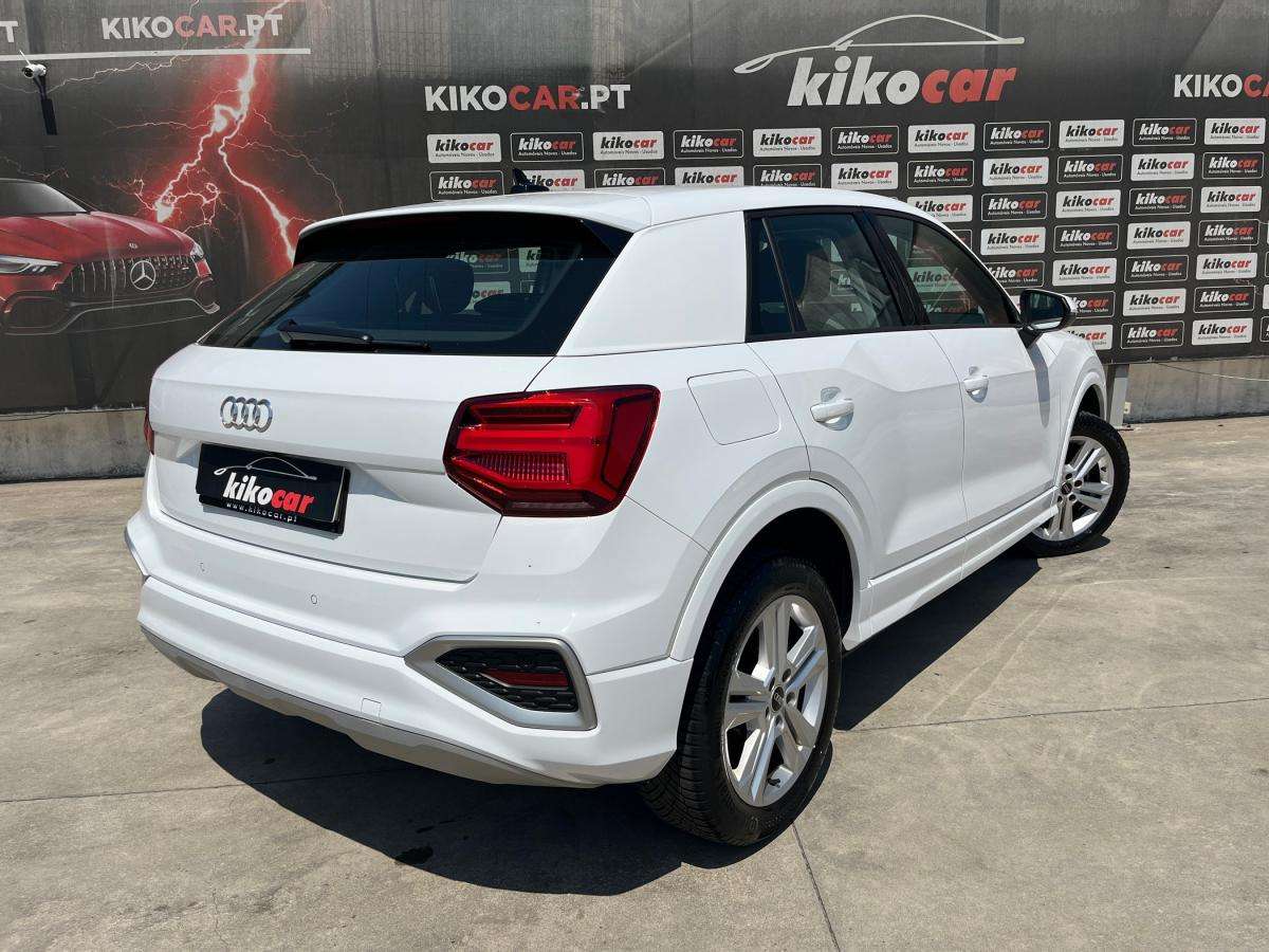 audi-q2-2023-gasolina-999cc