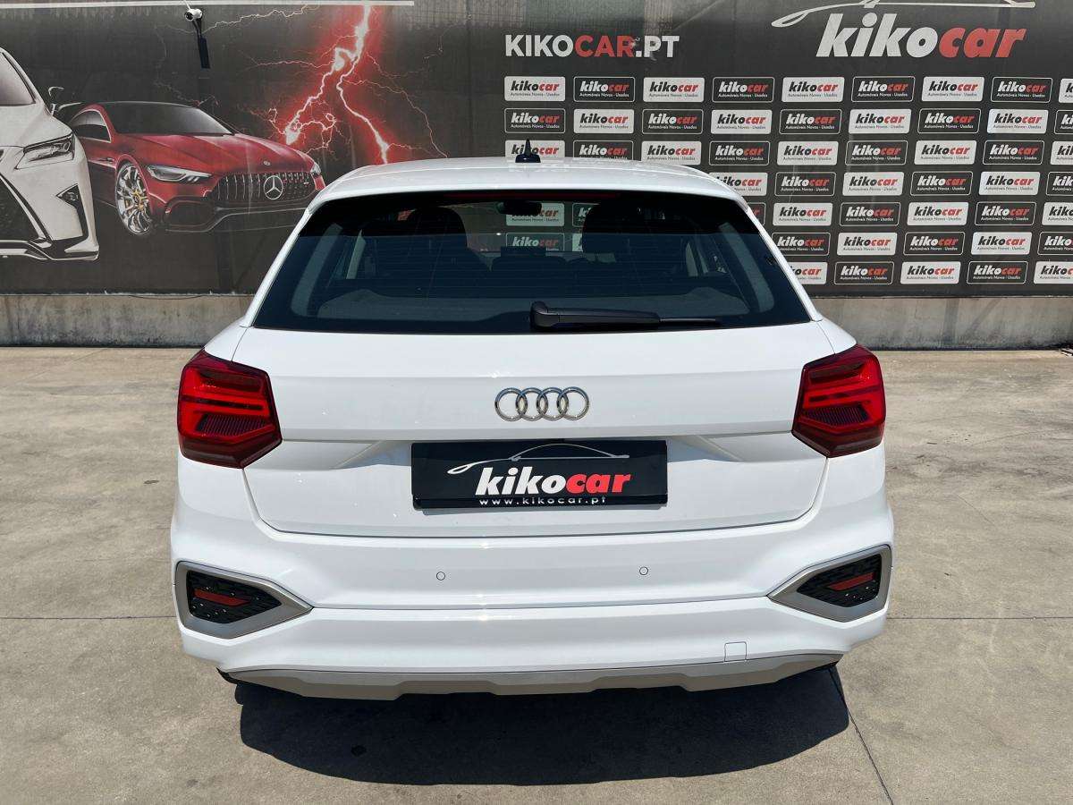audi-q2-2023-gasolina-999cc