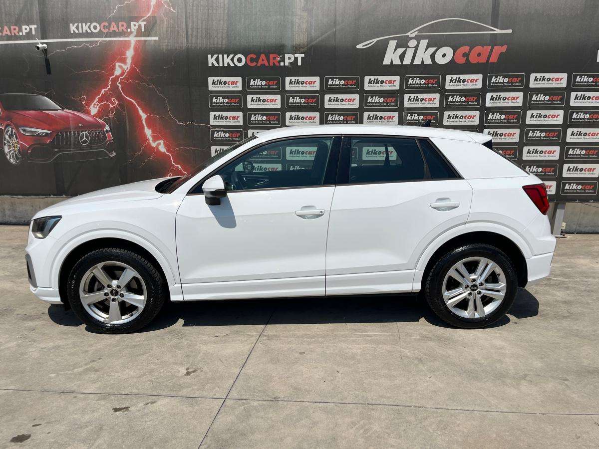 audi-q2-2023-gasolina-999cc