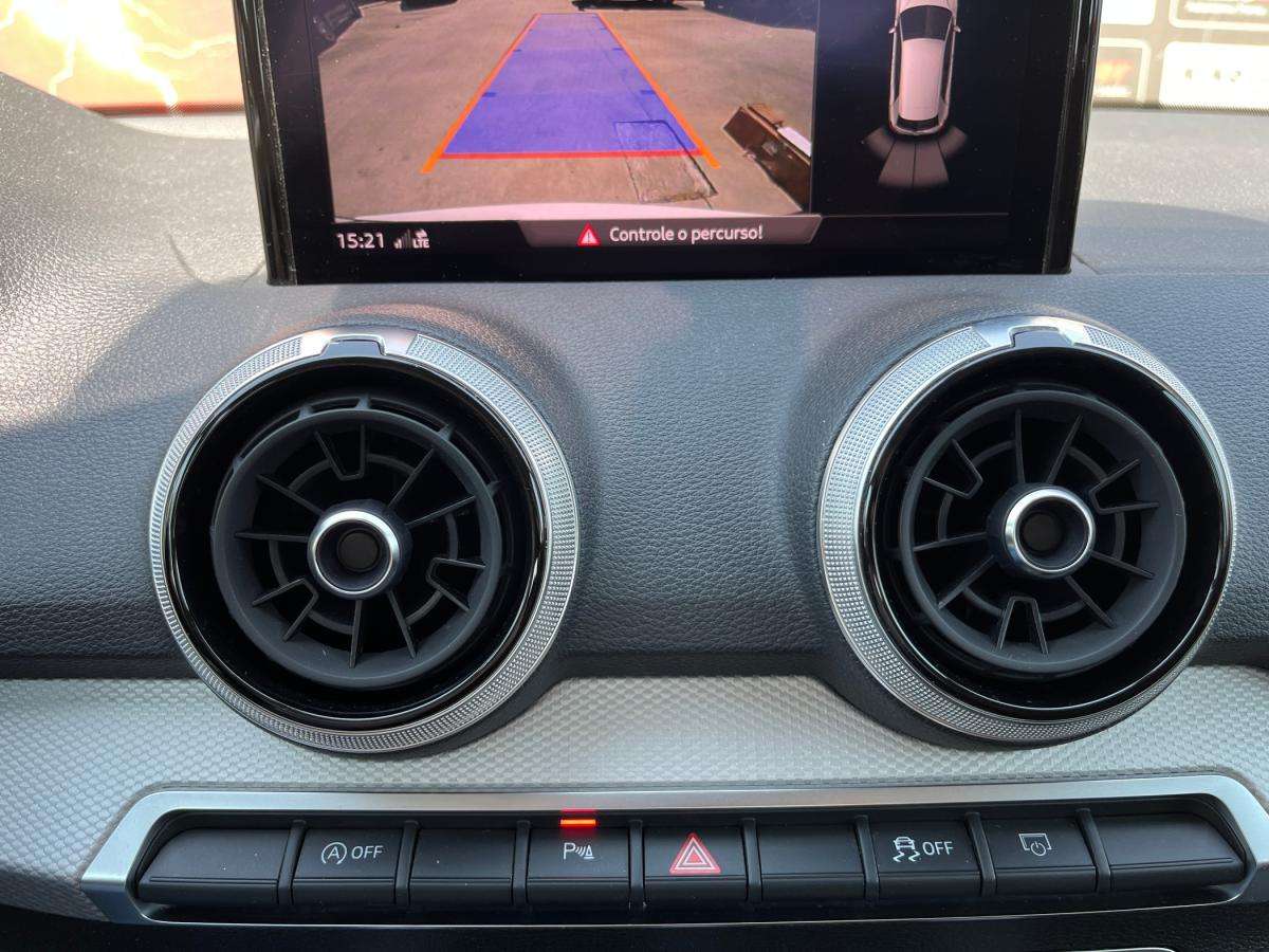 audi-q2-2023-gasolina-999cc