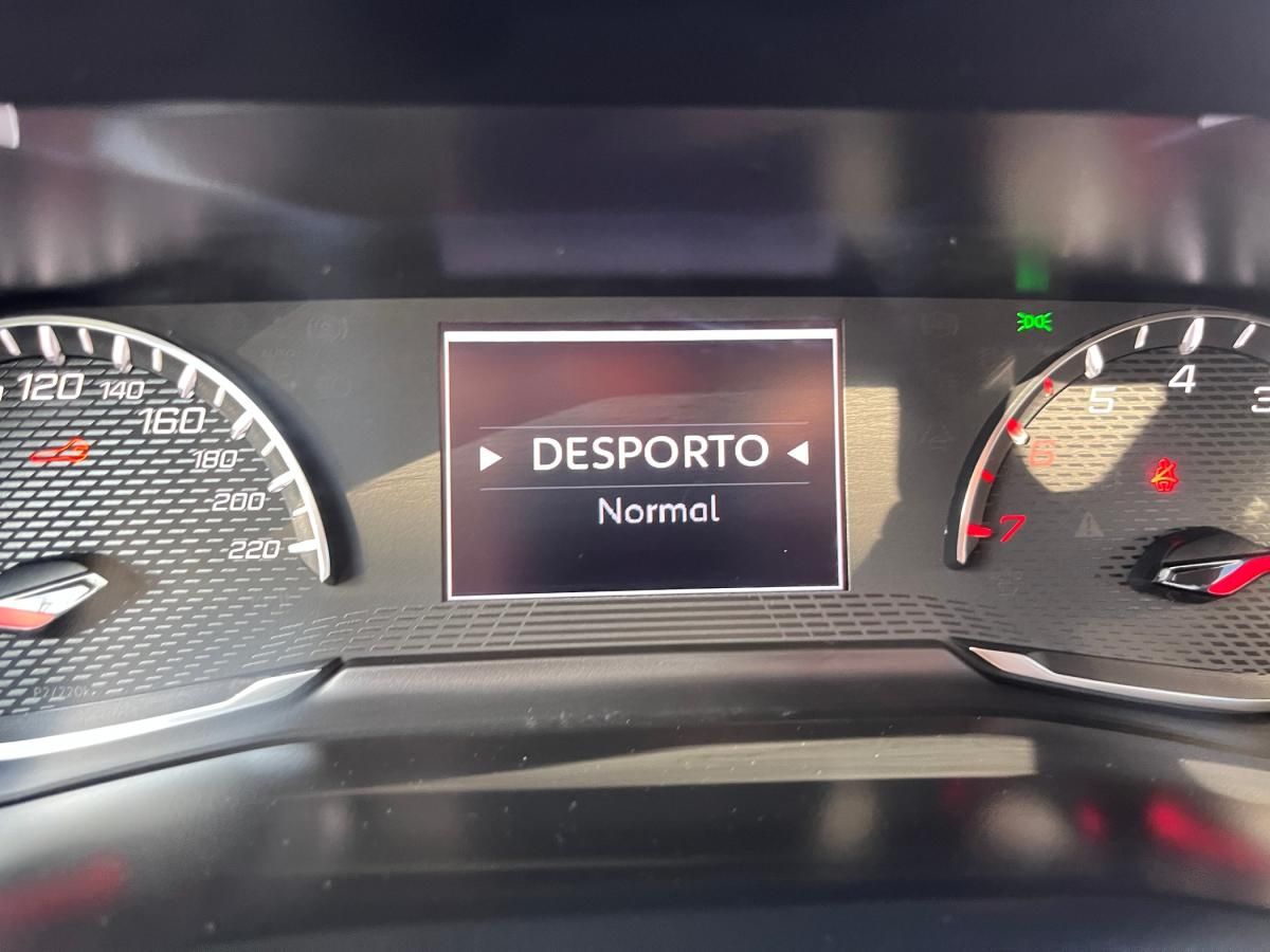 peugeot-2008-2022-diesel-1499cc