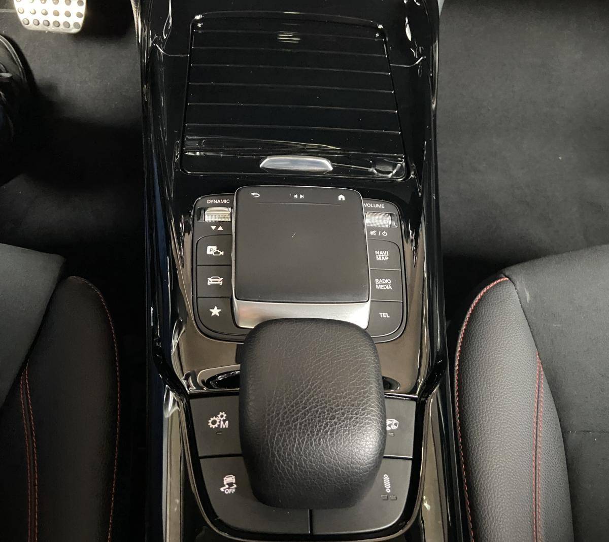 mercedes-benz-classe-a-2022-gasolina-1991cc