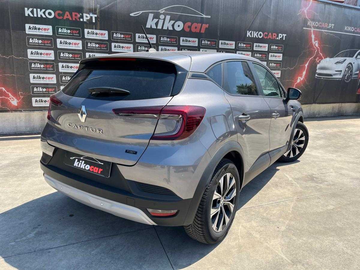 renault-captur-2023-hibrido-a-gasolina-1598cc