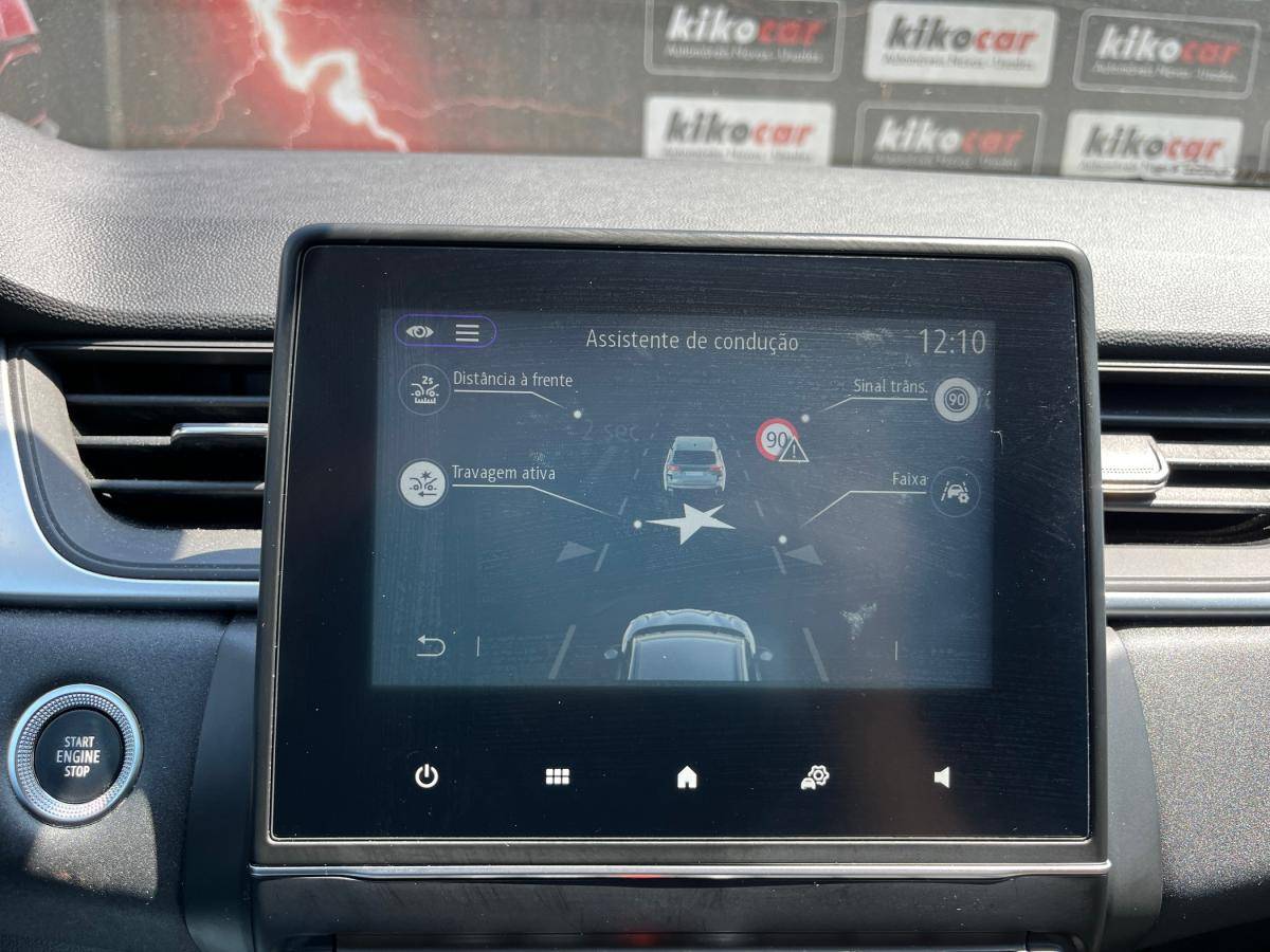 renault-captur-2023-hibrido-a-gasolina-1598cc