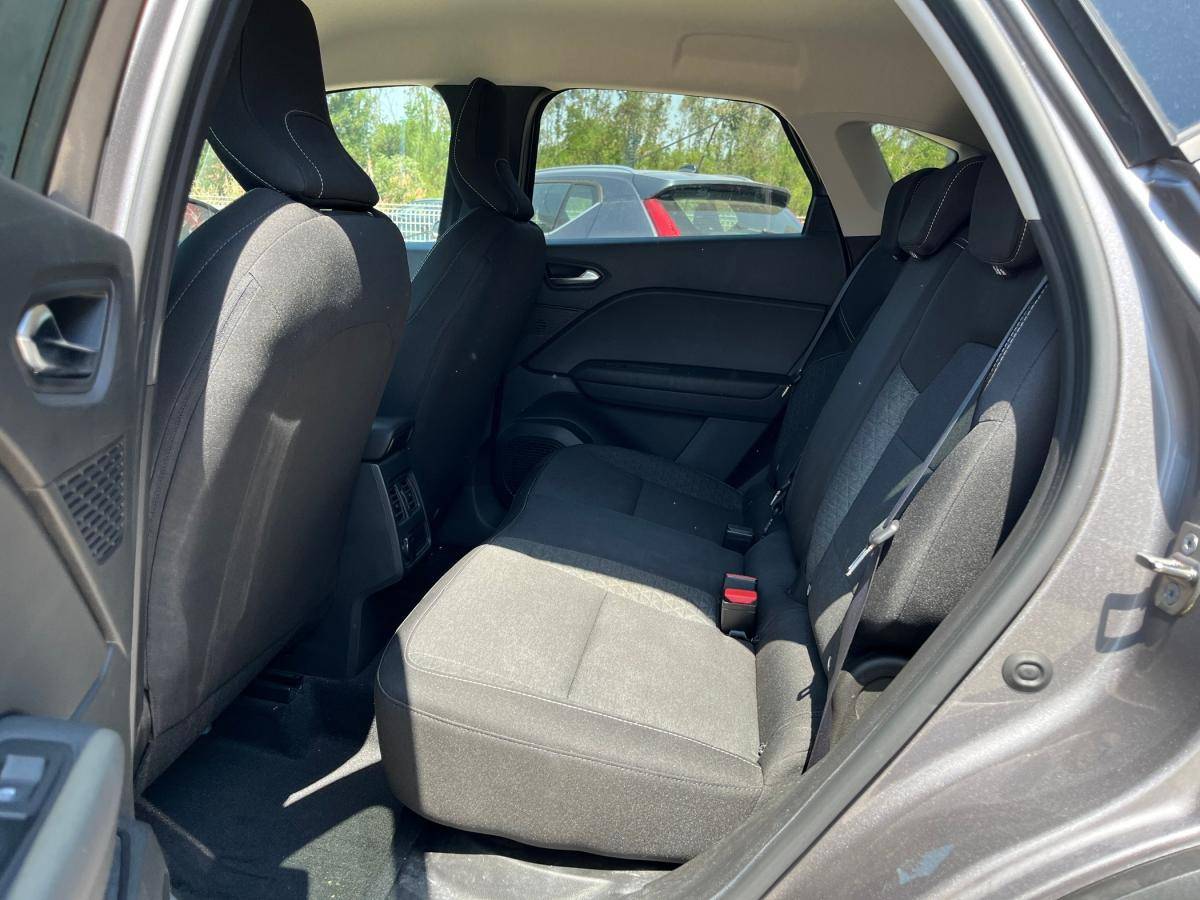 renault-captur-2023-hibrido-a-gasolina-1598cc