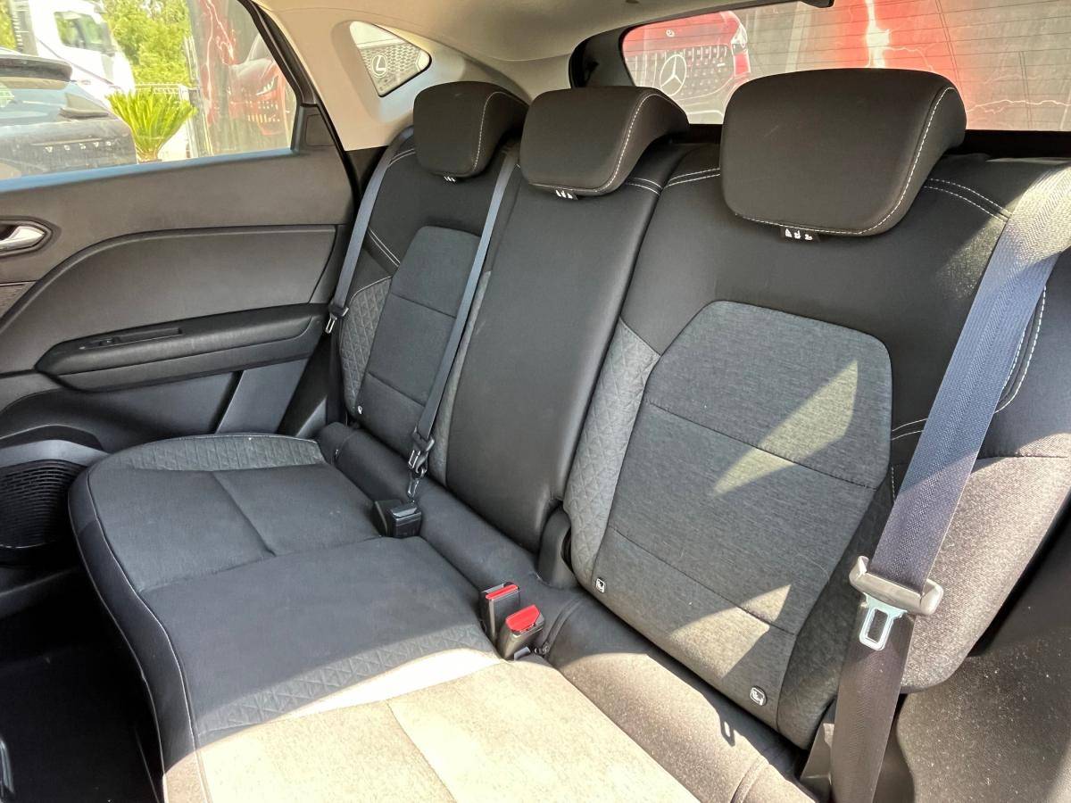 renault-captur-2023-hibrido-a-gasolina-1598cc