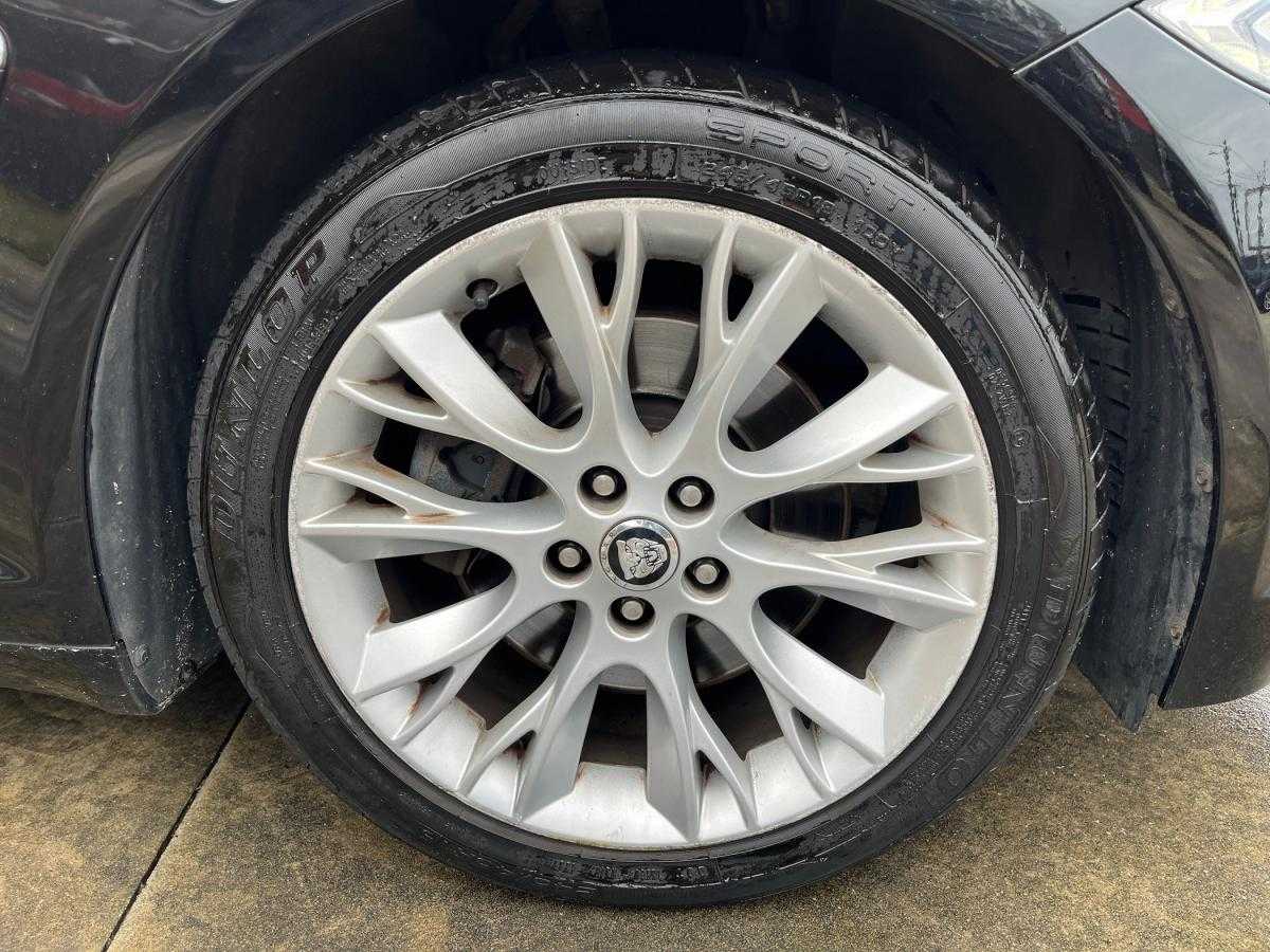 jaguar-xf-2013-diesel-2179cc