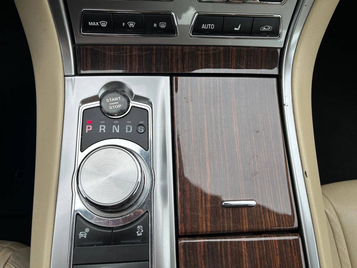 jaguar-xf-2013-diesel-2179cc