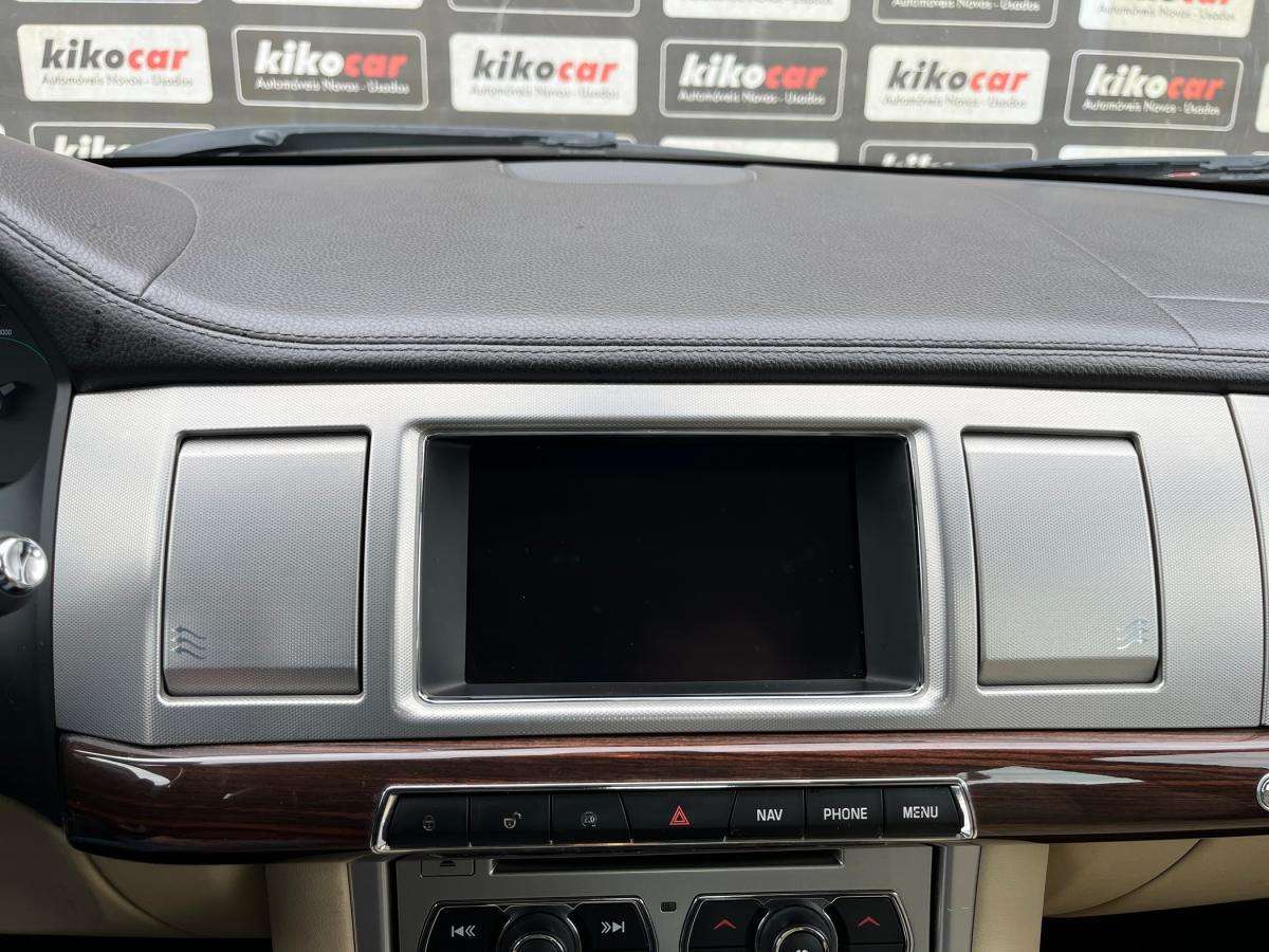 jaguar-xf-2013-diesel-2179cc