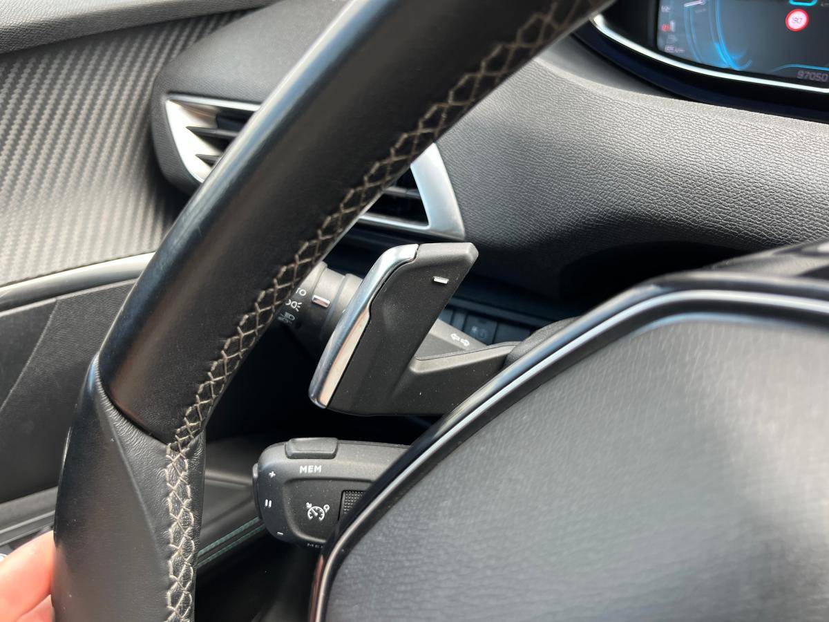 peugeot-3008-2021-hibrido-a-gasolina-1598cc