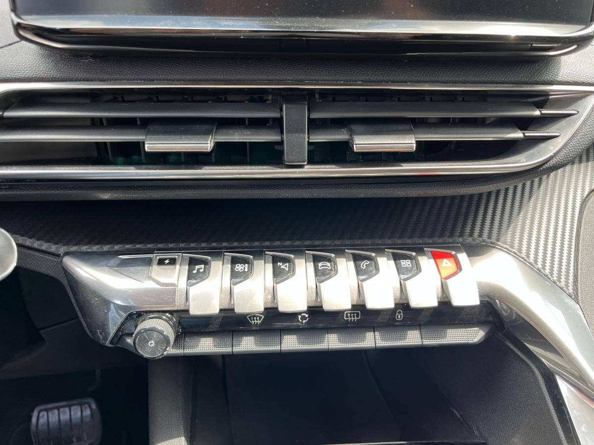 peugeot-3008-2021-hibrido-a-gasolina-1598cc