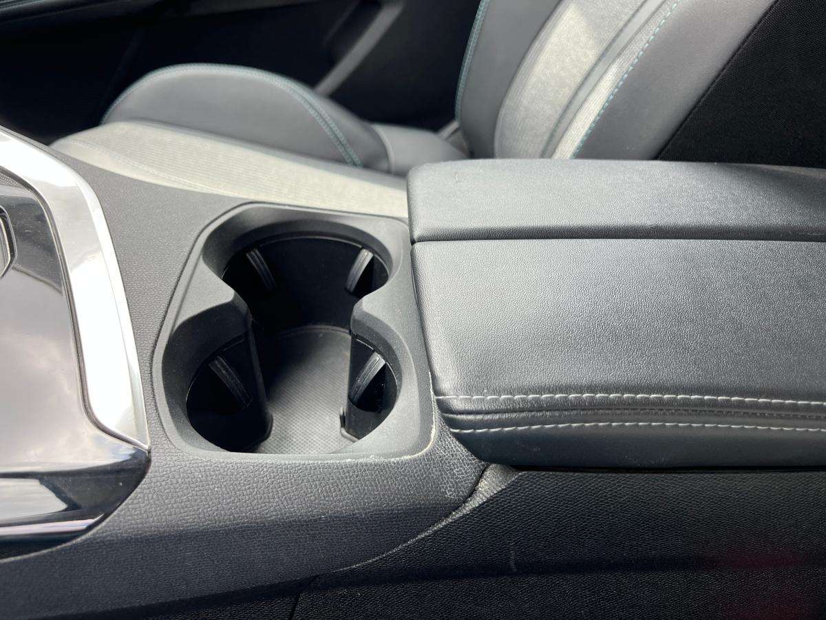 peugeot-3008-2021-hibrido-a-gasolina-1598cc