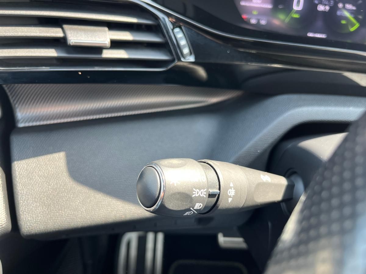 peugeot-308-2022-diesel-1499cc